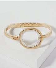 Load image into Gallery viewer, Cuff bracelet
