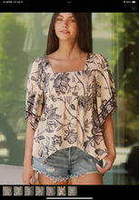 Load image into Gallery viewer, Boho top
