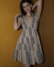 Load image into Gallery viewer, Dress
