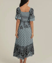 Load image into Gallery viewer, Midi dress
