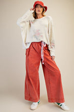 Load image into Gallery viewer, Easel clothing
