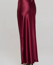 Load image into Gallery viewer, Satin maxi
