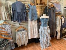 Load image into Gallery viewer, Ruffle skirt
