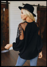 Load image into Gallery viewer, Boho blouse

