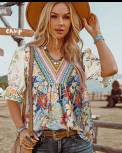 Load image into Gallery viewer, Boho top

