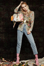 Load image into Gallery viewer, Aratta
