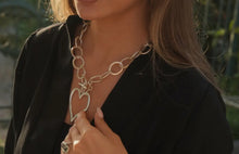 Load image into Gallery viewer, NECKLACE
