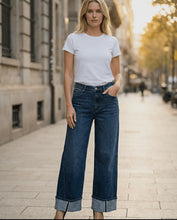 Load image into Gallery viewer, Snap Jean
