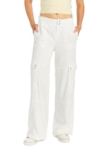 Load image into Gallery viewer, Tractr
