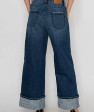 Load image into Gallery viewer, Snap Jean
