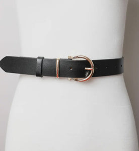 GOLD HORSESHOE BELT
