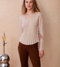 Load image into Gallery viewer, Colleen red
