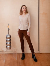 Load image into Gallery viewer, Colleen pine cone
