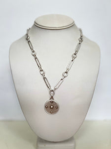 PENDANT NECKLACE