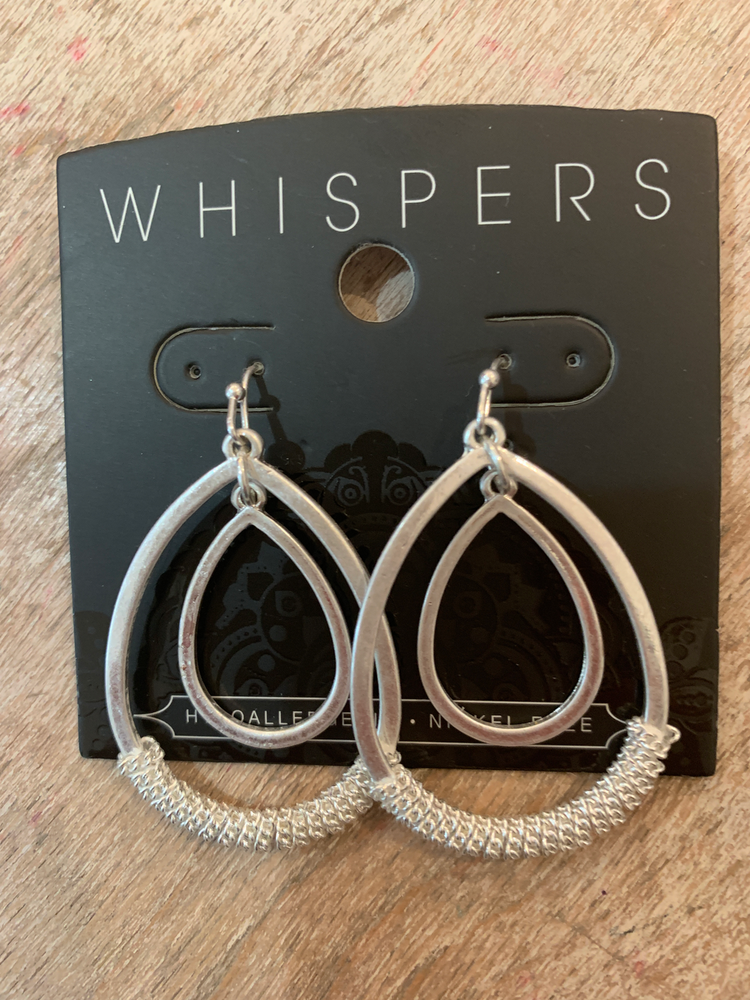 EARRING