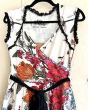 Load image into Gallery viewer, Charleston dress
