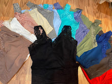 Load image into Gallery viewer, LACE TRIM CAMI one size
